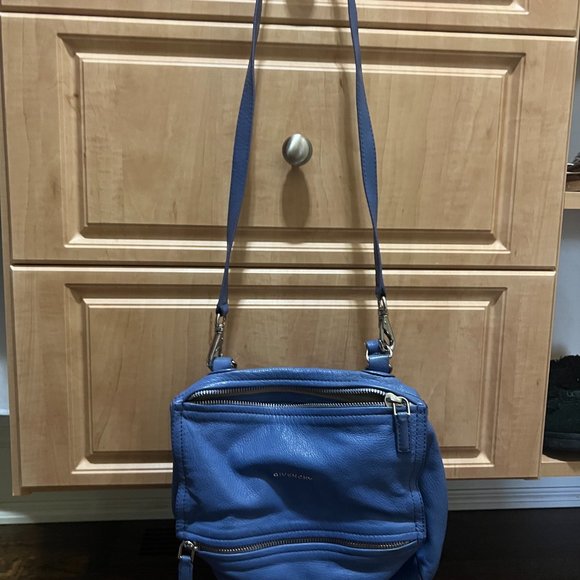 Givenchy pandora for sale - Picture 5 of 5